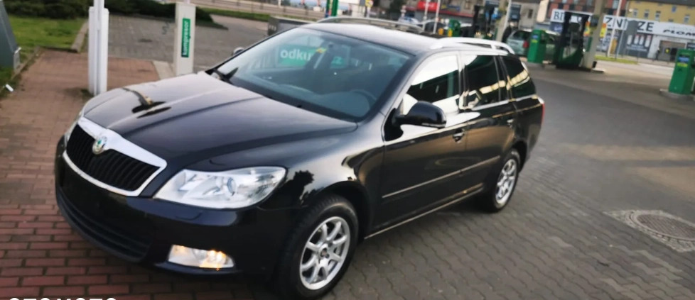 Skoda Octavia cena 18000 przebieg: 160000, rok produkcji 2011 z Kalisz małe 211